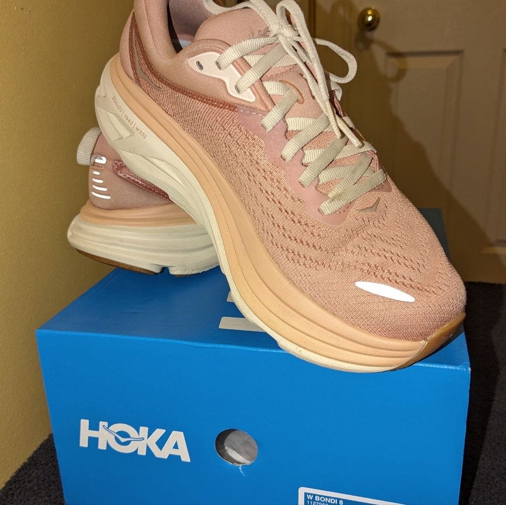 Hoka Women's Sneakers in Pink and Cream - Picture 3 of 9